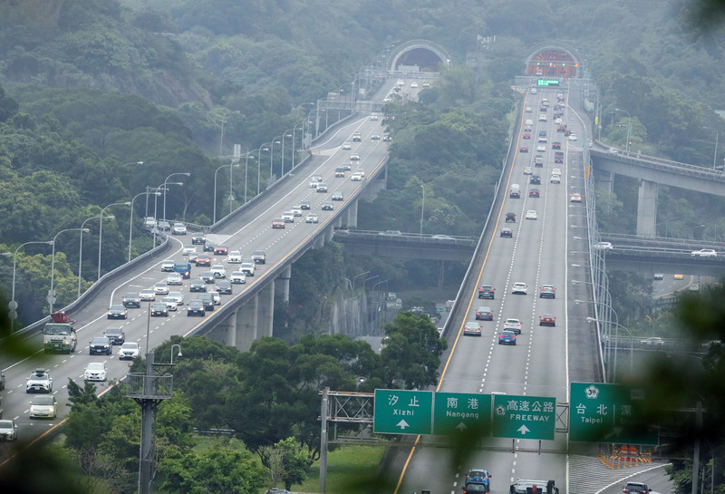 【0403大地震】花蓮地震加天候影響車潮 國5取消今明高乘載管制