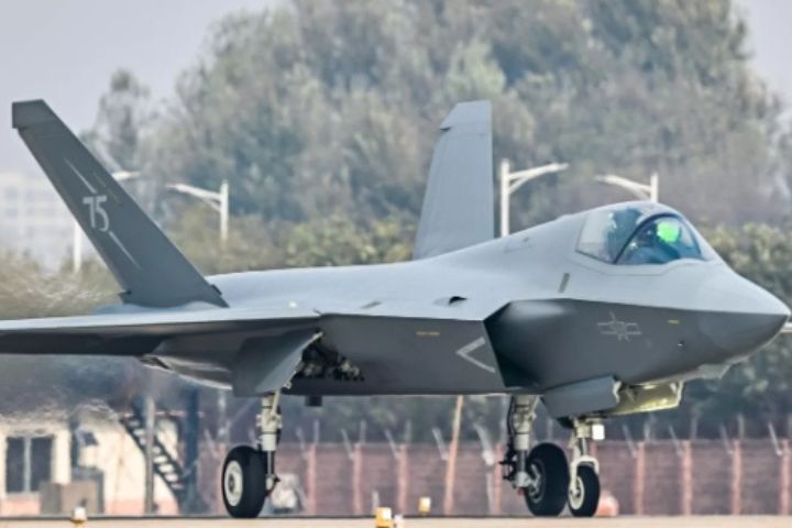 傳陸製殲-35戰機獲巴基斯坦訂單 巴國國防部長否認