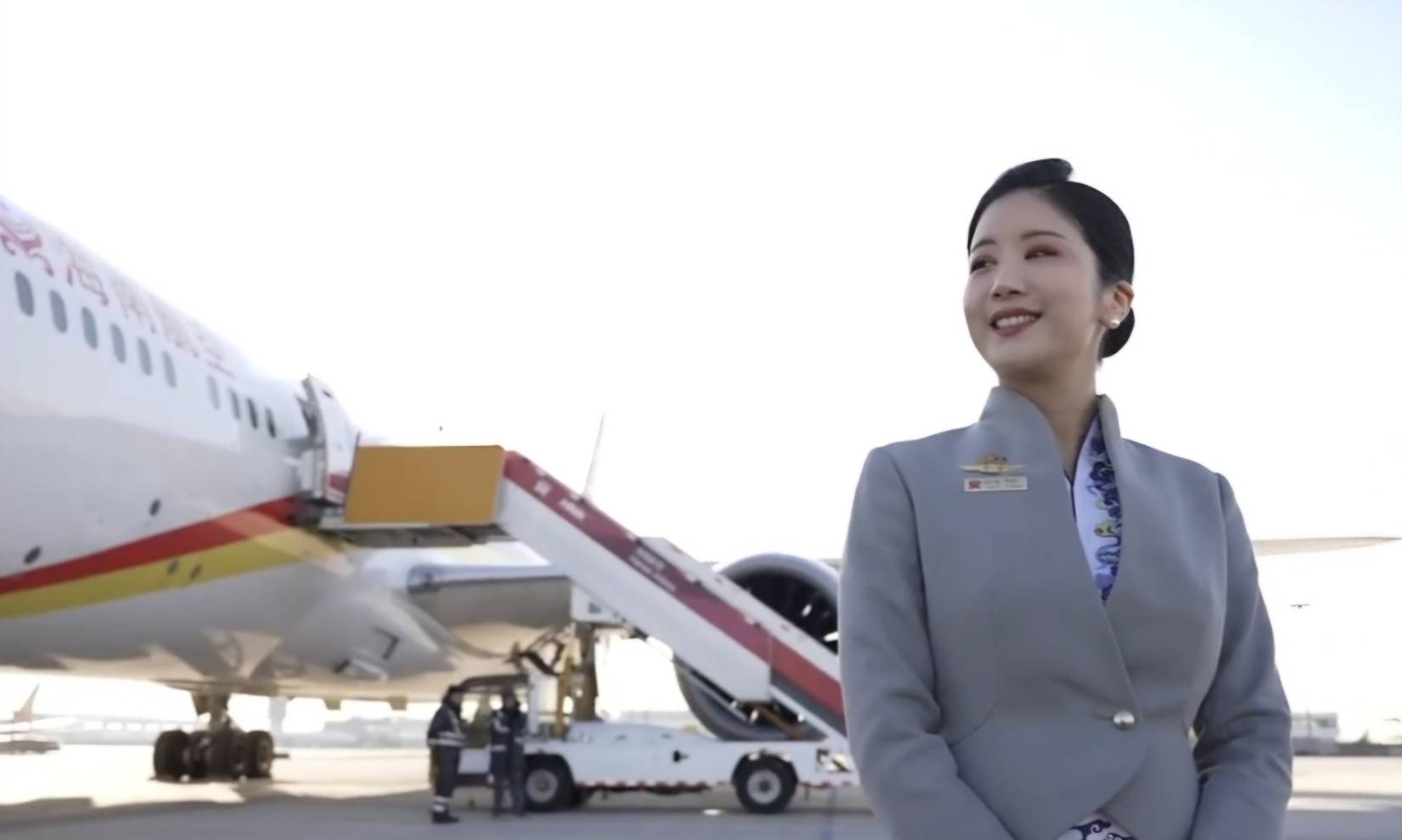 【有片】來自台灣的「空中女超人」：莊晅的海南航空夢