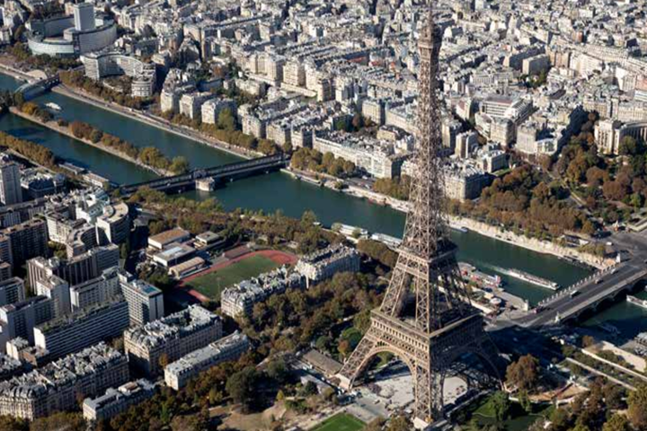 法國巴黎地標艾菲爾鐵塔。圖/取自艾菲爾鐵塔官方網站