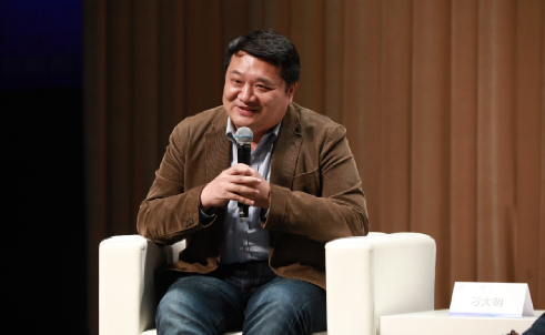 人民大學國關學院教授刁大明(見圖)參加清華論壇說,美國總統「零訪華」最長間隔是1989年2月至1998年6月,長達9年5個月。只要川普今年內訪華,就不會打破這紀錄,這是好兆頭,圖/取自清華大學官網