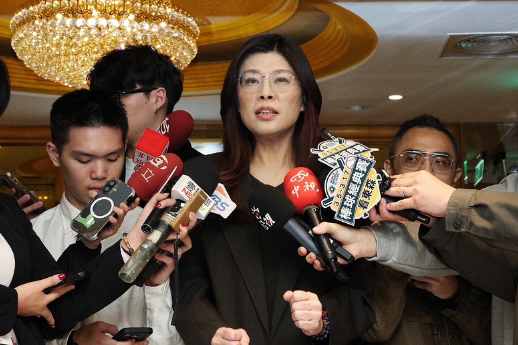 柯文哲親駐嘉義操盤選情　鄭麗文：藍白溝通管道順暢