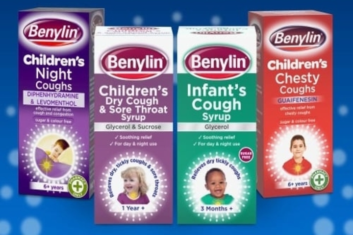 Benylin出品的系列兒童咳嗽糖漿。圖/取自ZiMoja Lezinto《推特》