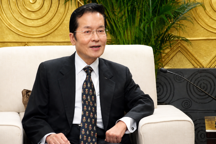張雅屏駁梁文傑：張榮恭不是演員 是為兩岸奔走的「和平戰士」！