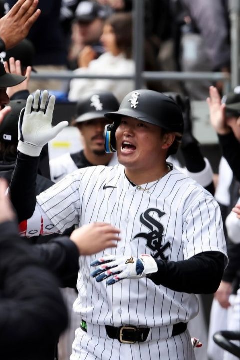 日本球員村上宗隆(圖),入圍美聯傑出新人獎最終候選名單,最後由底特律老虎內野手麥戈尼格勝出。圖/取自村上宗隆 IG