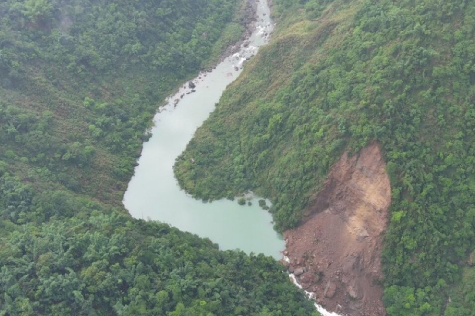 南投竟出現堰塞湖　南投縣府估：蓄水量達10萬噸