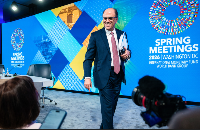 【伊朗危機】中東戰火燒掉全球經濟前景　IMF下調2026成長預測