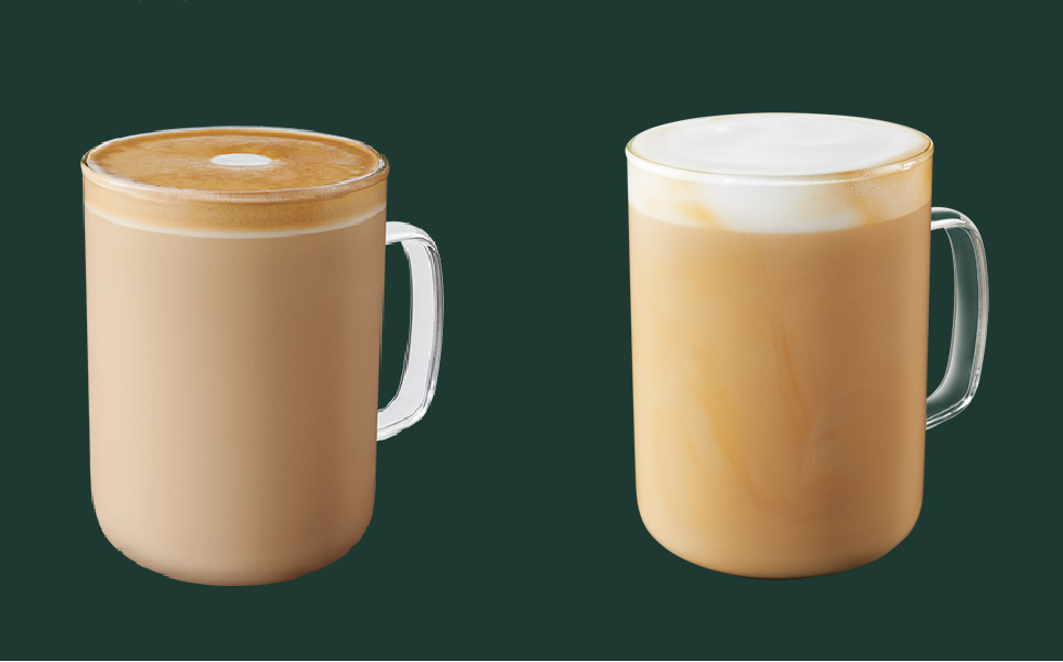 平白咖啡，即馥列白（左）與一般拿鐵（那堤）（右）相比，咖啡頂端的奶泡較薄。圖/取自星巴克網站