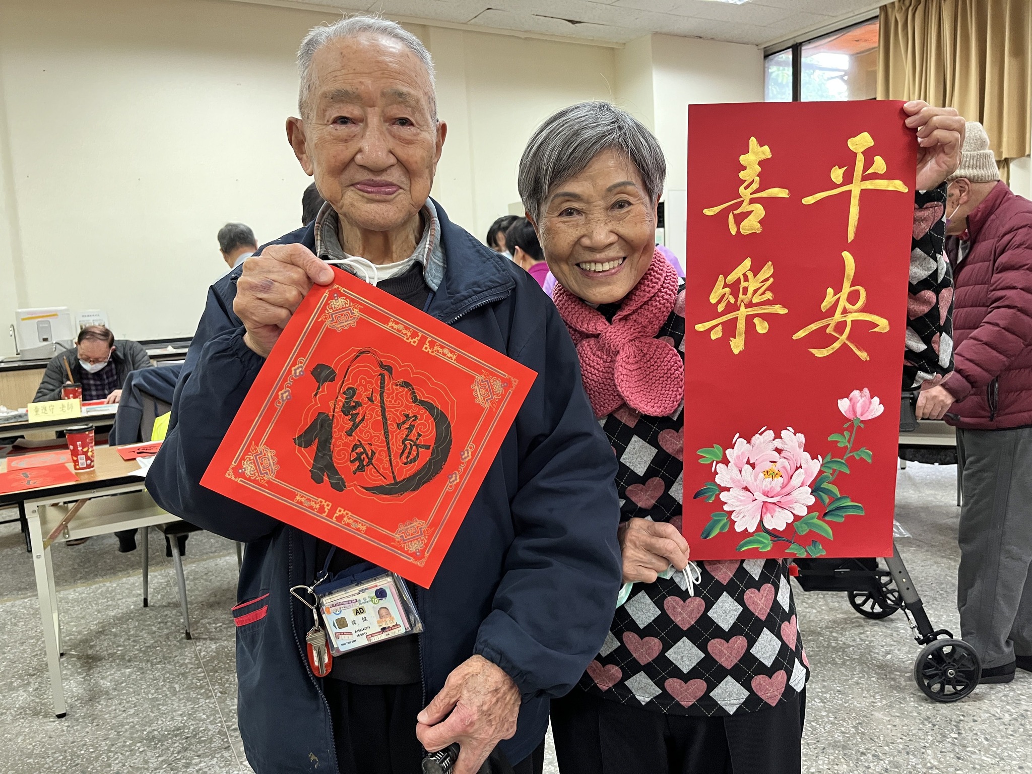 在台灣娶妻生子，韓健（左）唯一的遺憾，是當年因戰亂離開大陸，沒能聯絡上的家人。圖/沈春池文教基金會提供