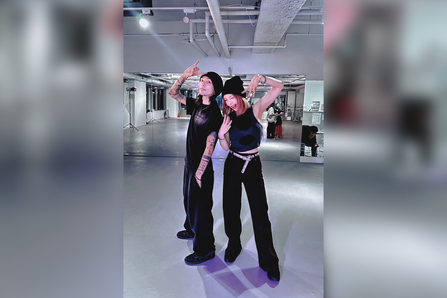 團員Kobayashi（小林）（左）坦言：「我們真的練得很辛苦，團裡國中生、高中生、大學生佔一半，又有三位爸爸，而且還分台北、台中，要排練真的很硬。」從年齡到地區差異，越是困難，越磨出這支隊伍的凝聚力。圖片提供：記者Pinky林佩蓉