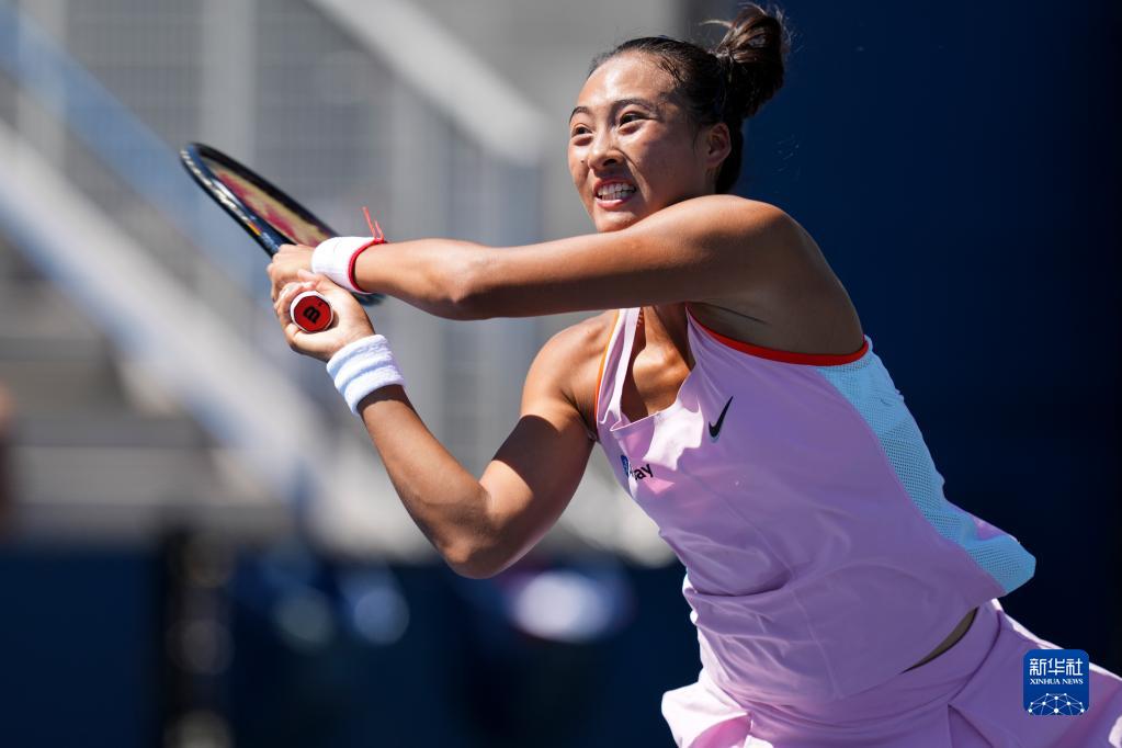 WTA1000巡回賽（WTA 1000 Tournament）辛辛那提站第3輪比賽，大陸鄭欽文一日雙賽（資料照）。圖/取自新華社