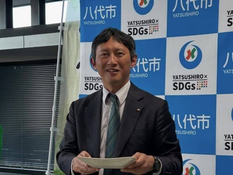 熊本縣八代市市長小野泰輔感謝台灣各界對熊本震災的關心與援助。（圖／取自八代市）