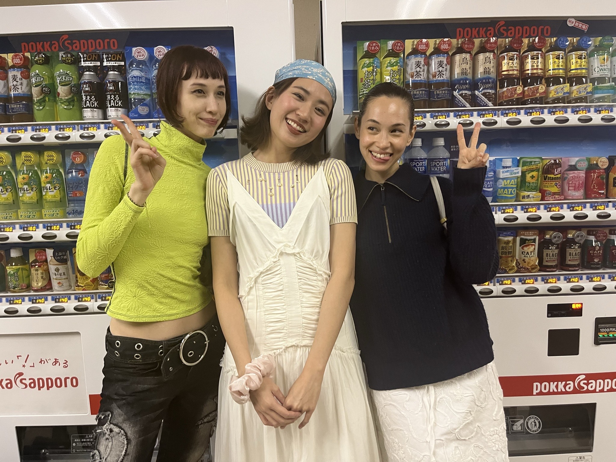 9m88(中)東京惠比壽花園爵士音樂節開唱讓日本超模水原希子、水原佑果姐妹前來捧場。圖/爵士寶貝提供